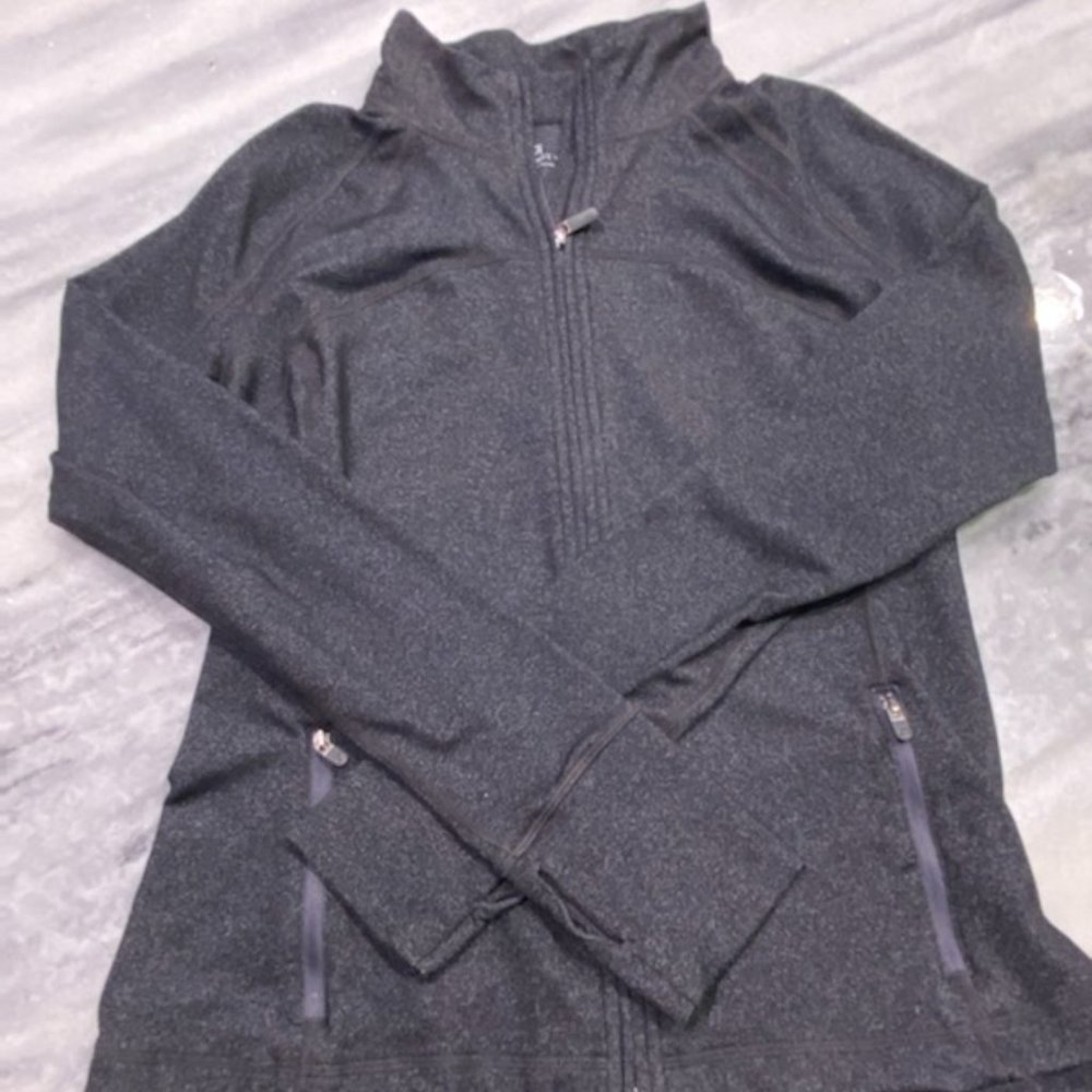 Gap Body Fit Perform Jacket- Charcoal Gray (M)